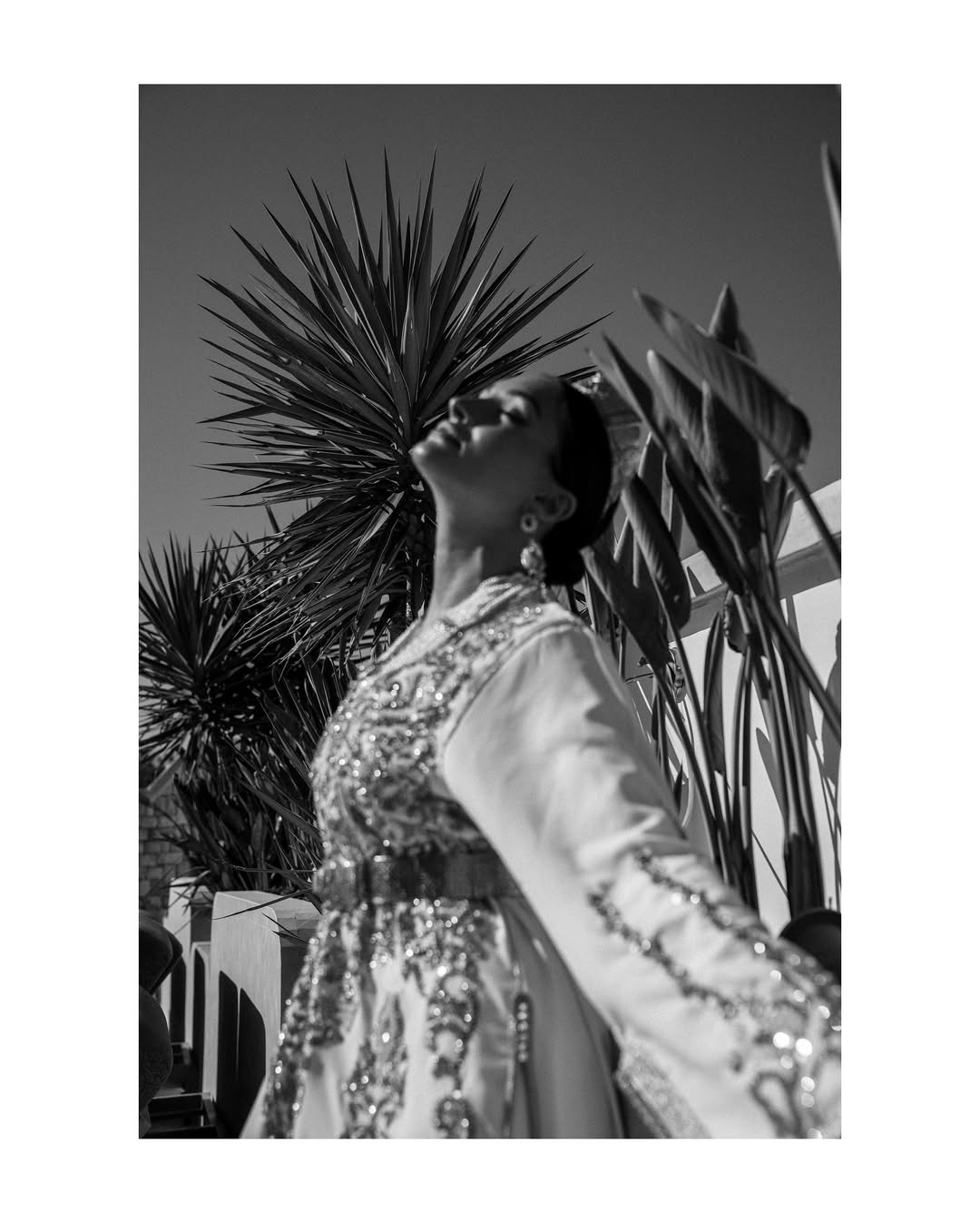 The traditional Moroccan bride editorial ..Model - @estelleandyounes HAMUA - @haleymakeupartist Designer - @negafa_lamaisonhora Location - @riadnyla BTS - @btswithmariam ..#photographer #photography #editorial (1)