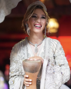 Lire la suite à propos de l’article Kenza Lazrak
